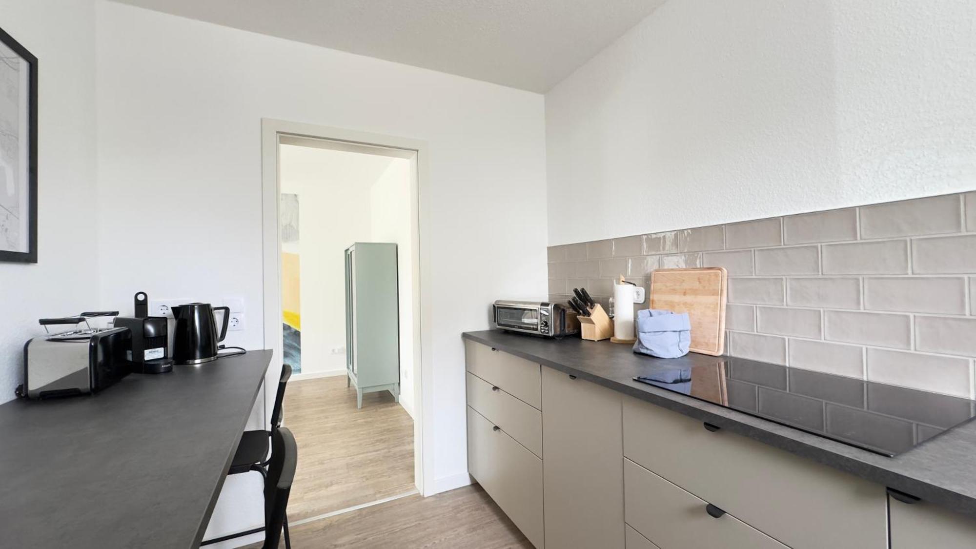 Fewo Am Park - 4P, Boxspringbett, Balkon, Smarttv, Gesundbrunnen, Familienfreundlich Halle  Esterno foto