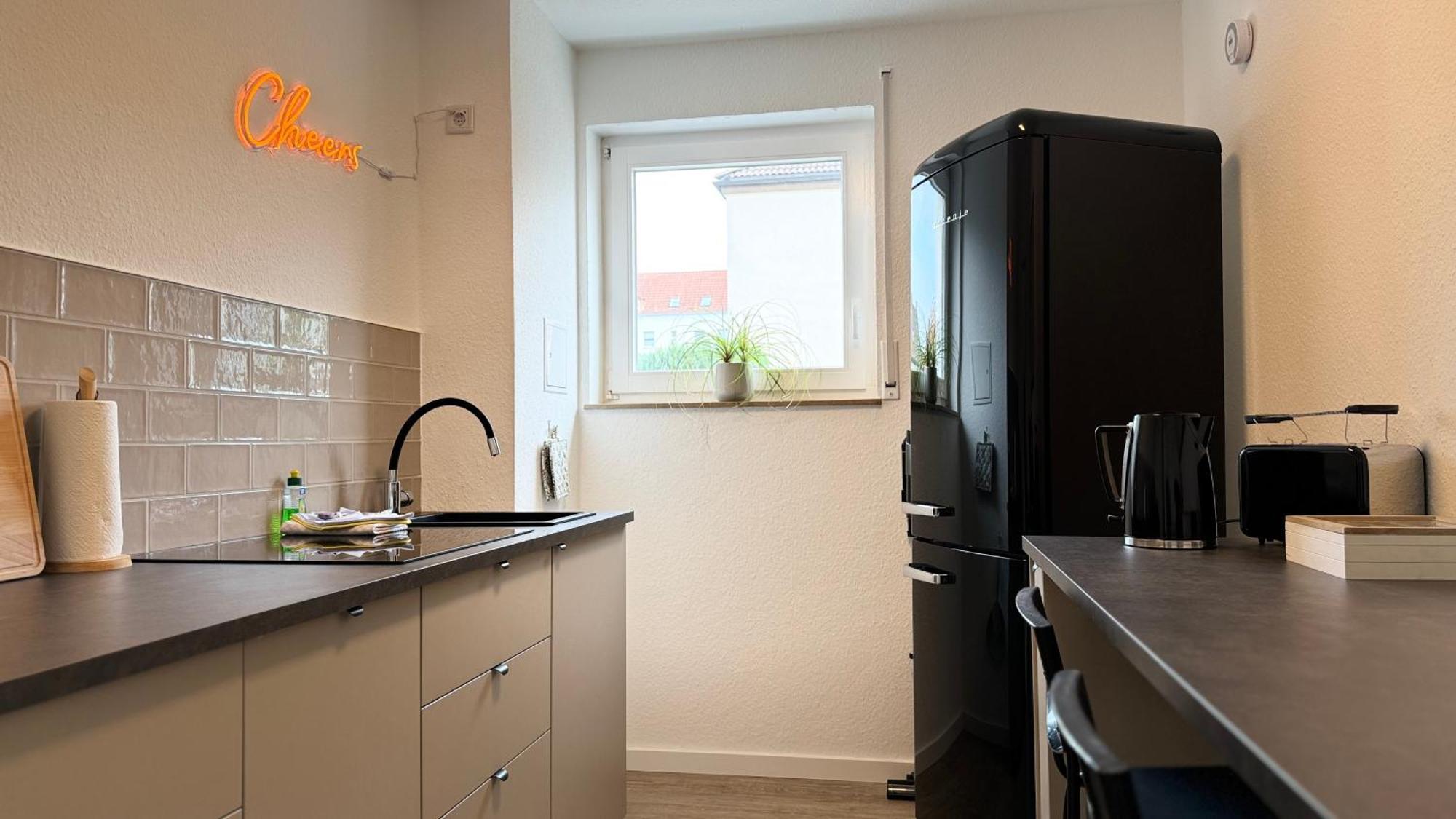 Fewo Am Park - 4P, Boxspringbett, Balkon, Smarttv, Gesundbrunnen, Familienfreundlich Halle  Esterno foto